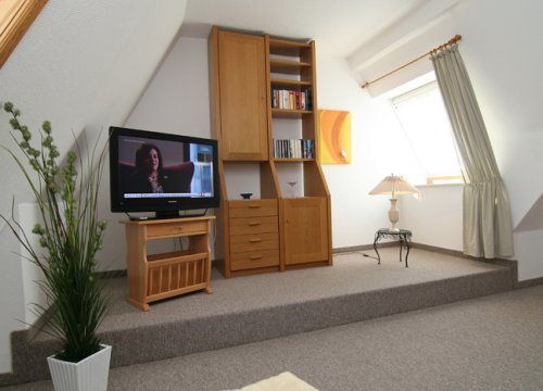 Wohnzimmer mit Blick auf Fernseher