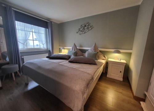 Schlafzimmer II